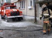 В Волжском из-за замыкания в электропроводке загорелся двухэтажный дом
