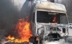 В Волгограде на бульваре 30 Лет Победы сгорел грузовик