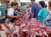 В Волгограде полицейские проверили мясные рынки